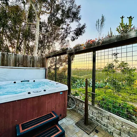 Canyon Breeze - Private Home With Hot Tub & Views